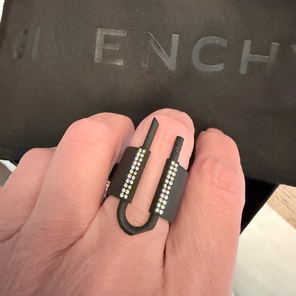 Givenchy Black U-Lock Crystal Ring - Picture 3 of 6